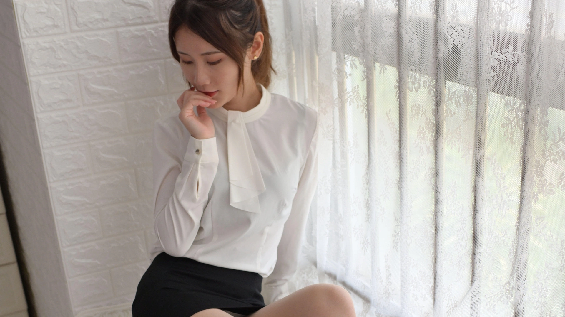 [IESS异思趣向]《普惠集》PH-S004 窗台 紫薇 1